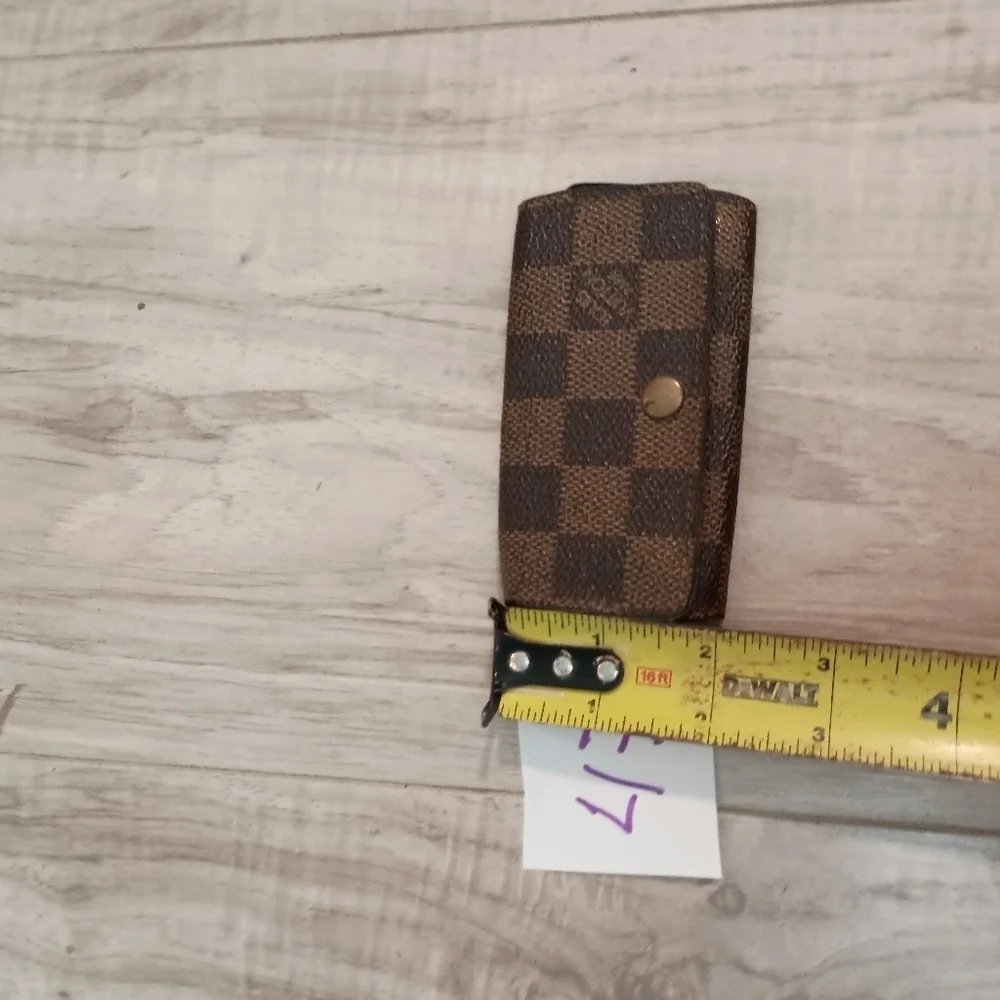 Louis Vuitton Multicles 4 Damier Key Case